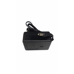CARGADOR 12V PARA COCHES 33001
